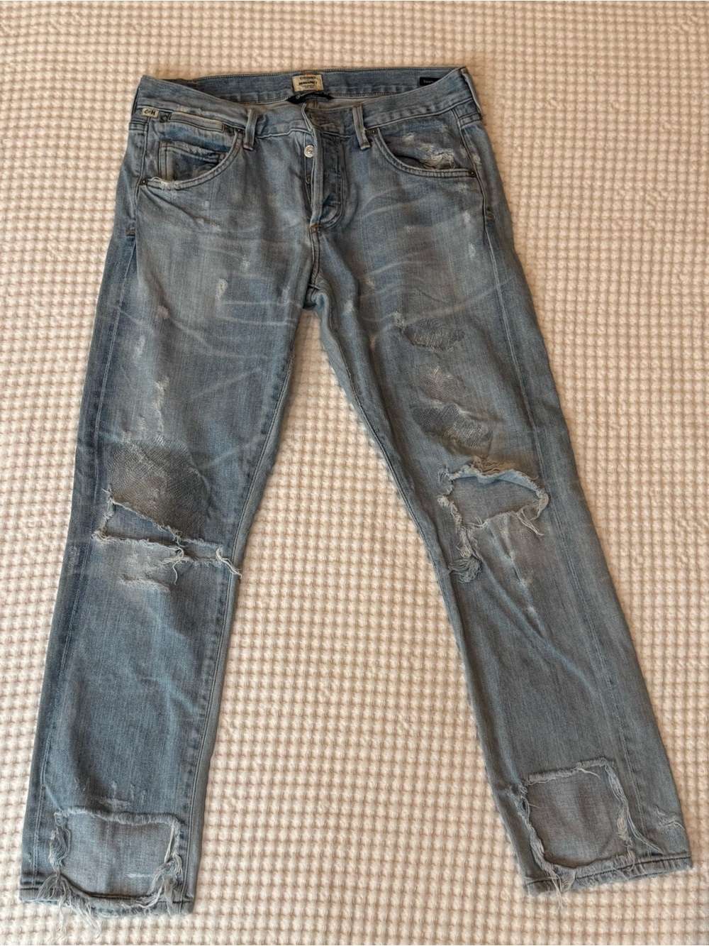 Citizens of Humanity distressed jeans 26